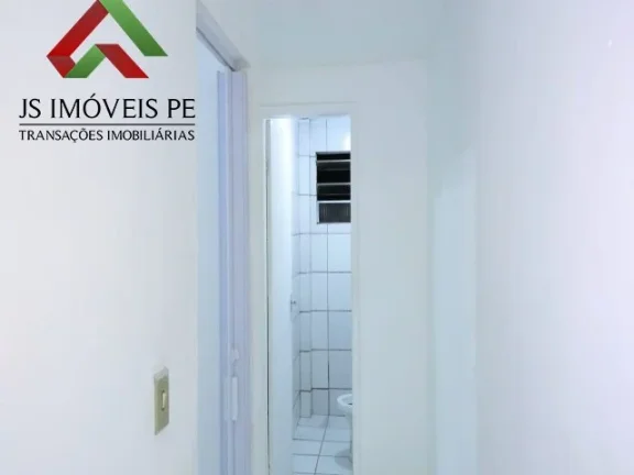 Imagem Apartamento à venda em Recife-PE, Jardim São Paulo: 2 quartos, 1 sala, 1 banheiro, 1 vaga de garagem,