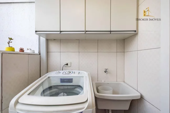 Imagem Sobrado TRIPLEX SEMIMOBILIADO com 4 quartos à venda, 186 m² por R$ 1.300.000,00 - Campina do Siqueira - Curitiba/PR