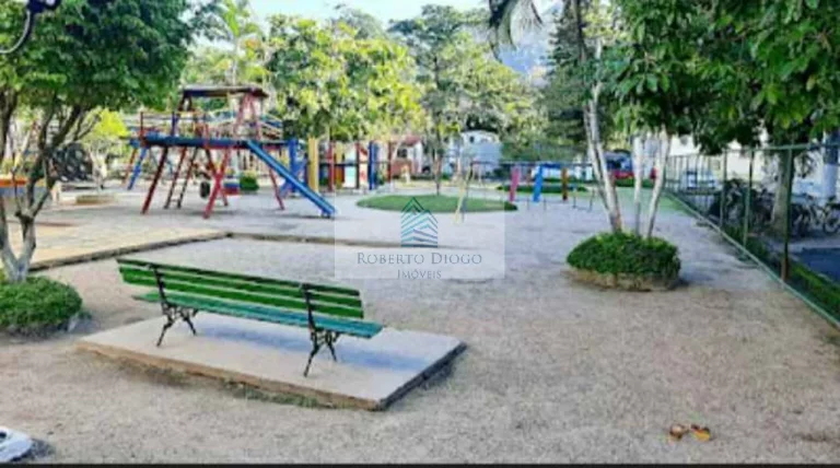 Imagem Excelente oportunidade de investimento: Apartamento à venda em Rio de Janeiro-RJ, bairro Camorim, 2 quartos, 1 sala, 1 banheiro, 1 vaga de garagem, 50m².