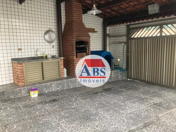Imagem Casa isolada, 3 dormitórios com 1 suíte. Aceita FGTS e financiamento.