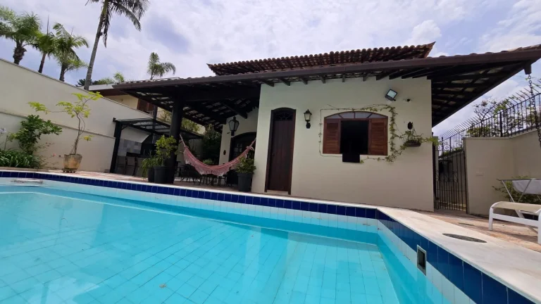 Imagem Casa com 3 dormitórios à venda, 387 m² por R$ 2.650.000,00 - Jardim Marajoara - São Paulo/SP