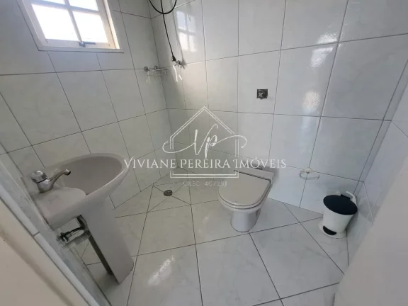 Imagem Casa para venda ou locação em Osasco-SP, bairro Veloso: 3 quartos, 2 suítes, 4 banheiros, 2 vagas, 235m². Confira!