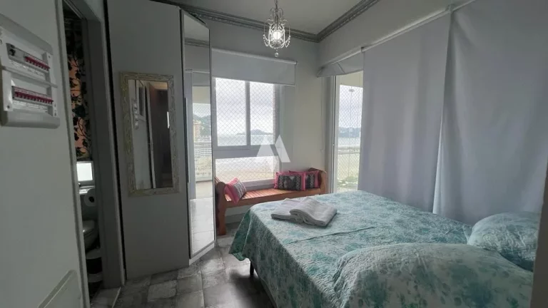 Imagem Apartamento 2 dormitórios mobiliado com vista para o mar na Pompéia – Santos/SP