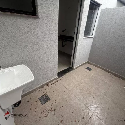 Imagem Sobrado com 2 dormitórios à venda, 57 m² por R$ 340.000,00 - Mirim - Praia Grande/SP