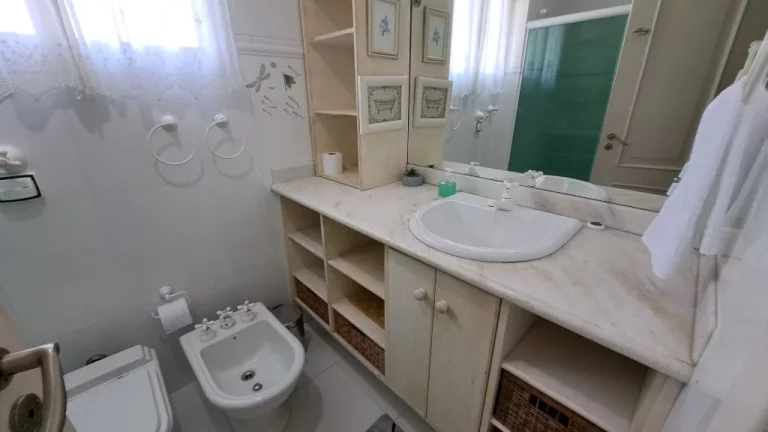 Imagem APARTAMENTO SUPER AMPLO CLEAN, MOBILIADO, COM VISTA PARA O MAR