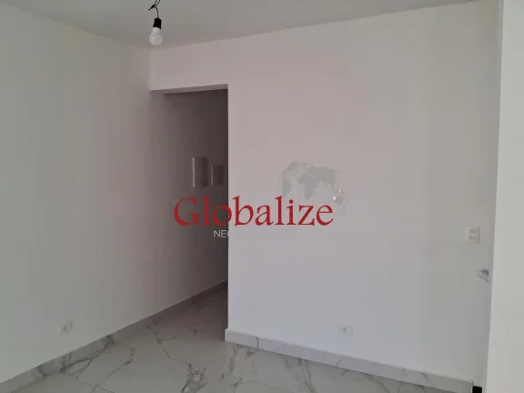 Imagem Casa Sobreposta Alta em Santos no bairro do Embaré próximo a Aparecida com piscina por R$ 1.450.000,00.