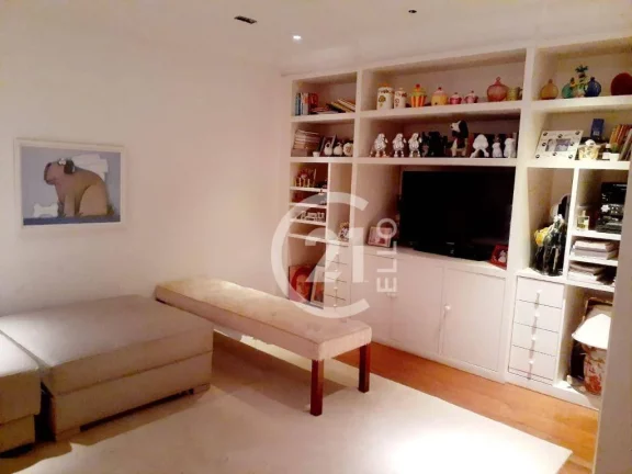 Imagem Apartamento com 3 dormitórios à venda, 240 m² por R$ 5.000.000,00 - Itaim Bibi - São Paulo/SP