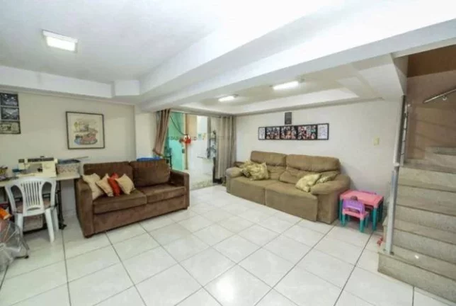 Imagem Casa 04 Quartos, sendo 3 suítes - Santa Amélia