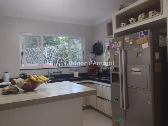 Imagem Excelente sobrado com ótimo acabamento no Condomínio Bosque dos Camarás, Valinhos.
Casa com 3 amp...