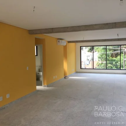 Imagem Excepcional imóvel - Acabamento de 1ª - 889 m² - 10 vagas -