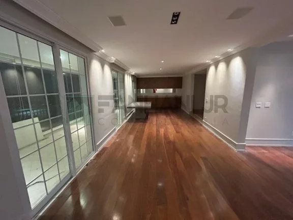 Imagem Apartamento para Venda no Campo Belo, São Paulo-SP: 3 Quartos, 3 Suítes, 4 Salas, 5 Banheiros, 5 Vagas de Garagem, 218m²