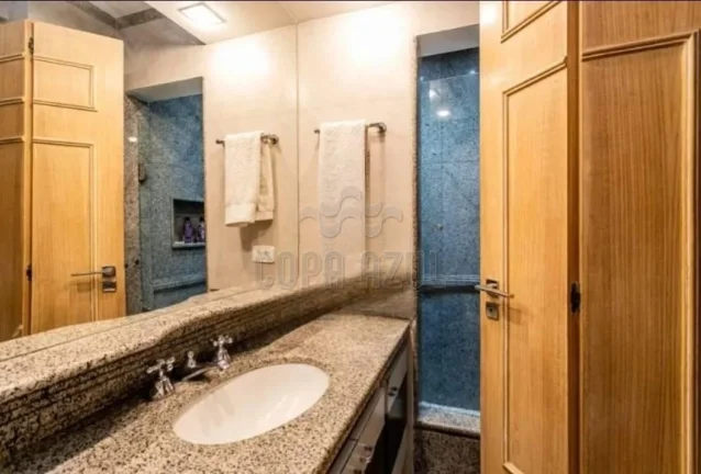 Imagem Ipanema - Residencial › Apartamento com 5 quarto(s) a Venda