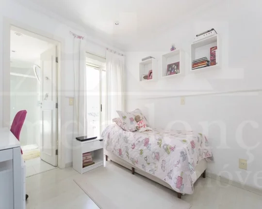 Imagem Cobertura à Venda 3 quartos 4 vagas 320m²