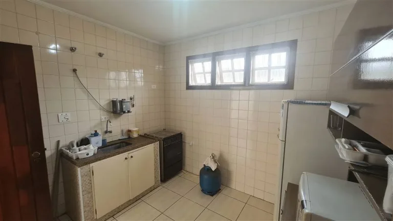 Imagem CASA COM 127.46 m² - TUPI - PRAIA GRANDE SP
