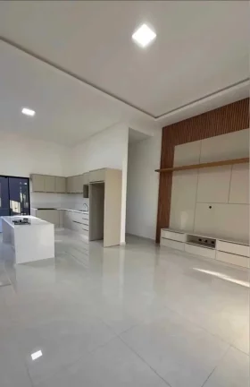 Imagem Casa recém-construída com 2 suítes, 2 vagas e sala comercial – Morretes, Itapema