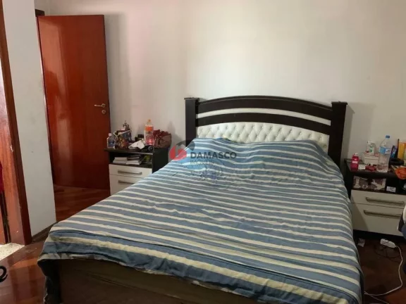 Imagem Sobrado à venda 3 Quartos, 3 Suites, 6 Vagas, 251M², Olímpico, São Caetano do Sul - SP