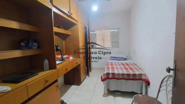 Imagem Casa à venda no bairro Cohab - Parque Residencial Anna Guilhermina Rois Alves - Guaratinguetá/SP