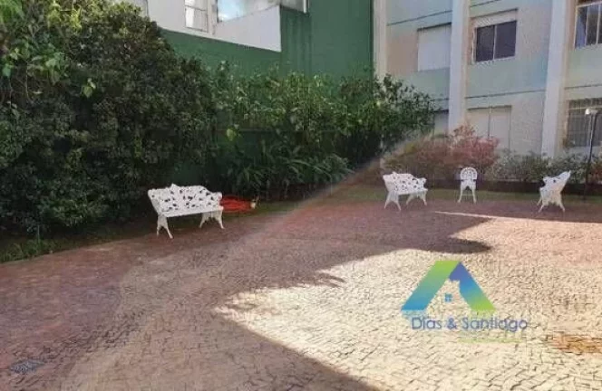 Imagem Lindo apartamento em área nobre, 3 dormitórios sendo 1 suíte, excelente localização. Venha conhecer!