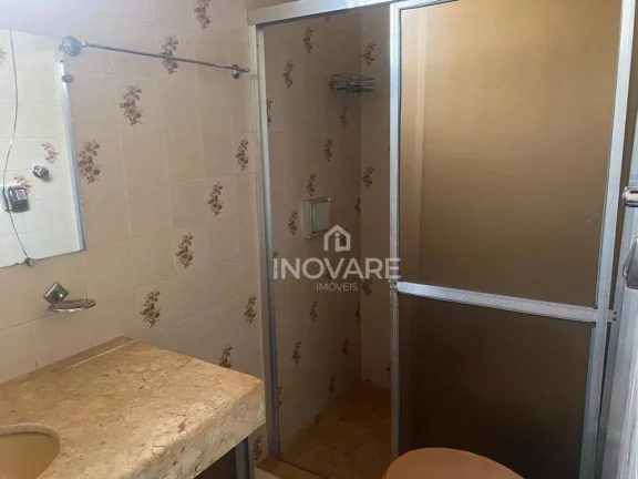 Imagem Casa com 3 dormitórios para alugar, 540 m² por R$ 3.000,00/mês - Setor Central - Itumbiara/GO