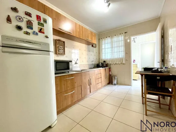 Imagem Apartamento 3 dormitórios, suíte, semimobiliado no Centro de Santa Maria