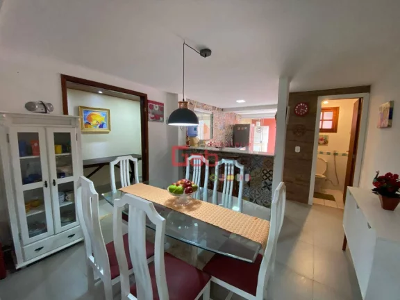 Imagem Casa mobiliada em condomínio frente mar com piscina em Búzios, R$ 425 mil