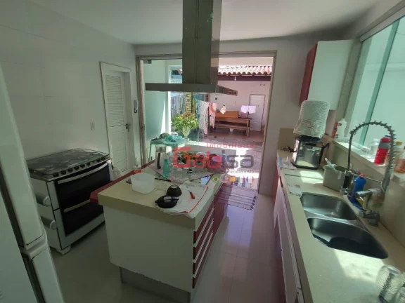 Imagem Casa com 3 dormitórios à venda, 480 m² por R$ 1.400.000,00 - Braga - Cabo Frio/RJ