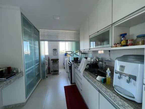 Imagem Cobertura no bairro do Itaguá em Ubatuba-SP com 3 dormitórios,sendo 2 suítes,varanda gourmet com churrasqueira,2 vagas de garagem