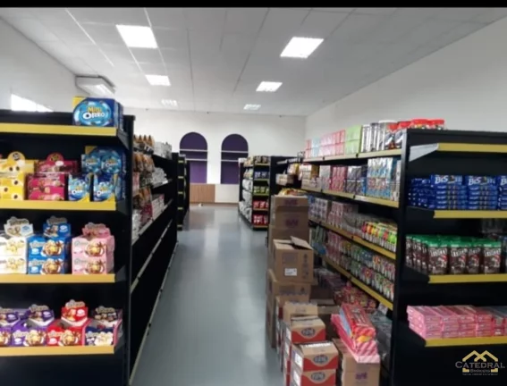 Imagem Salão Comercial na Av São Paulo com 300m² e estacionamento - Vila Progresso