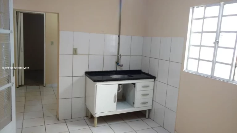 Imagem Casa para Venda em Limeira, Jardim Hortência, 3 dormitórios, 1 banheiro, 1 vaga