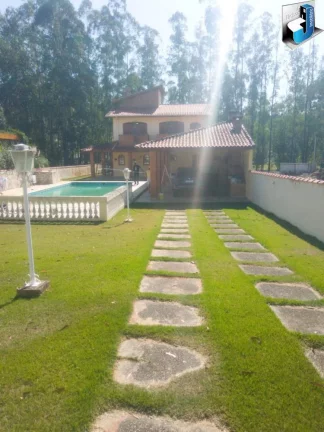 Imagem Linda casa a venda no Condomínio Ninho Verde I Eco Residence - Porangaba/SP.