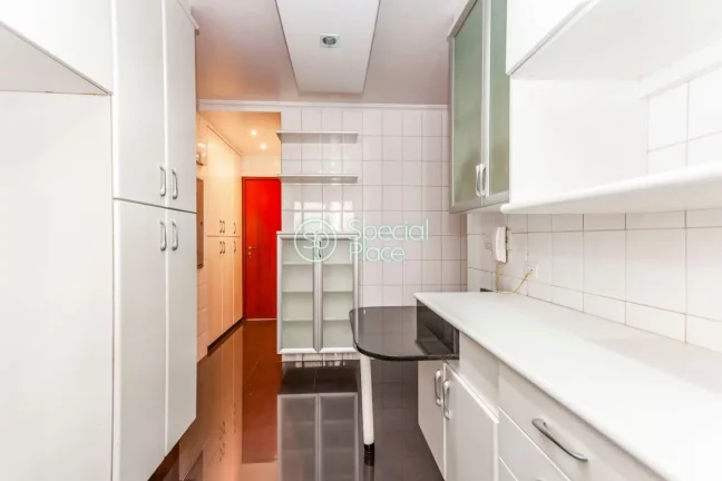 Imagem Lindo apartamento em Perdizes. São 144 m2 de área privativa. Ambientes amplos, arejado e repleto d...