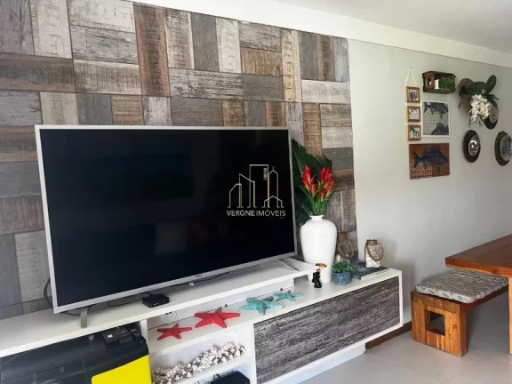 Imagem Village Imbassaí quarto e sala com varanda a 600metros da praia a venda