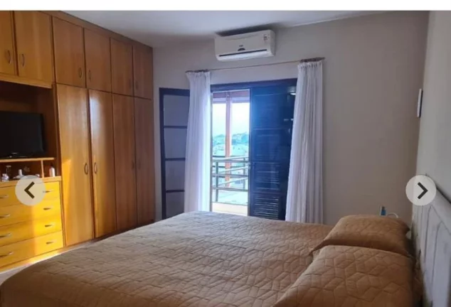 Imagem Sobrado com 4 dormitórios à venda, 320 m² por R$ 720.000 - Vila Cecília - Mogi das Cruzes/SP