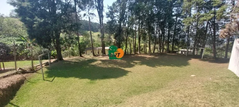 Imagem Sítio para Venda em São Roque, Vila Darcy Penteado (mailasqui), 4 dormitórios, 2 suítes, 1 banheiro