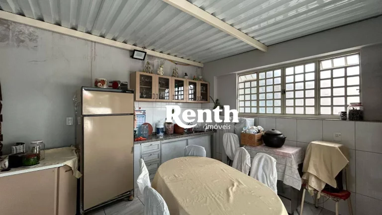 Imagem Casa com 3 dormitórios à venda, 241 m² por R$ 430.000 - Centro - Rio Claro/SP