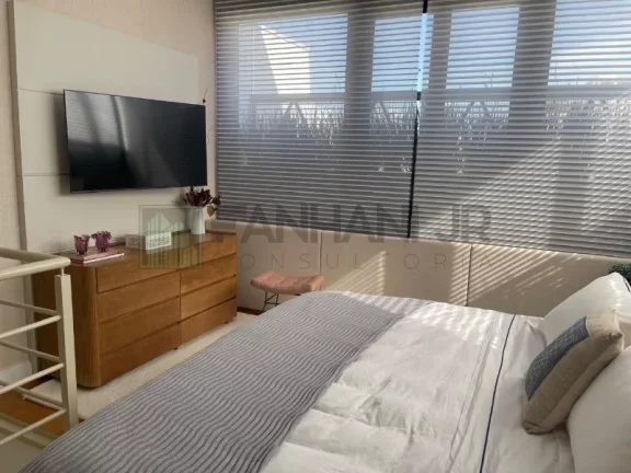 Imagem Venha se encantar com esta incrível cobertura/loft moderna, localizada em um dos bairros mais nobres de São Paulo, no Jardins! Com um design sofisti