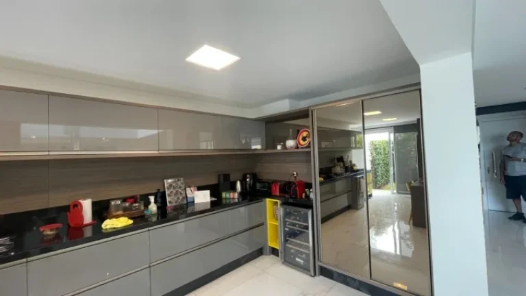 Imagem Apartamento Duplex com 4 dormitórios à venda, 240 m² - Canasvieiras - Florianópolis/SC
