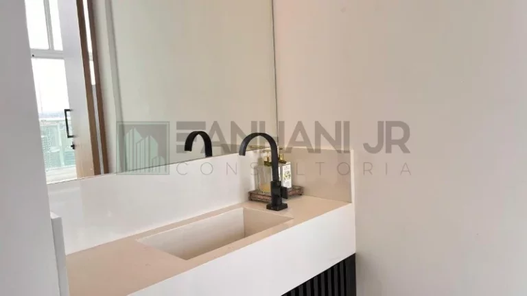 Imagem Apartamento de Luxo à Venda em Cerqueira César - 1 quarto, 1 suíte, 3 salas e 2 vagas de garagem - São Paulo-SP - 120m².