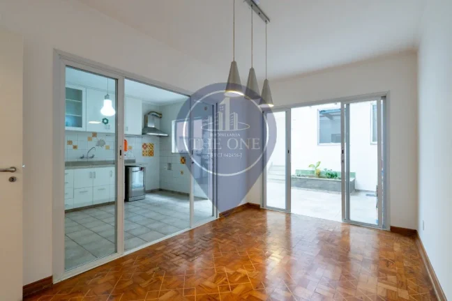 Imagem Imperdível: Casa à venda em São Paulo-SP no Jardim Vera Cruz com 2 quartos, 1 suíte, 2 salas, 4 banheiros, 2 vagas e 192m²