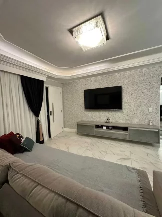 Imagem Casa com 3 dormitórios sendo 1 suíte e 2 vagas de garagem em Itapema/SC