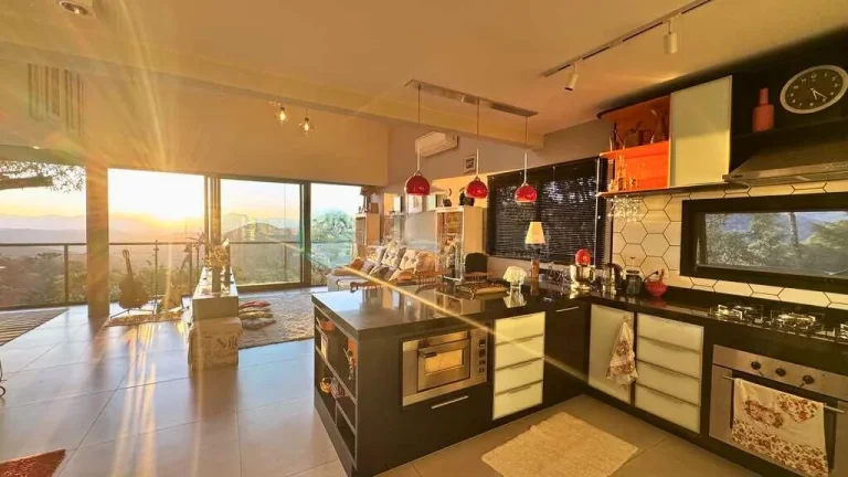 Imagem Casa Alto Padrão: Onde o Propósito Encontra o Silêncio das Montanhas