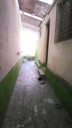 Imagem Loja Comercial Ampla no Centro de Santos Área total de 270m² Ótima localização em uma rua movimenta