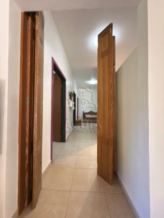 Imagem Casa Ampla em Condomínio Fechado Conforto, Espaço e Lazer a Poucos Minutos da Praia