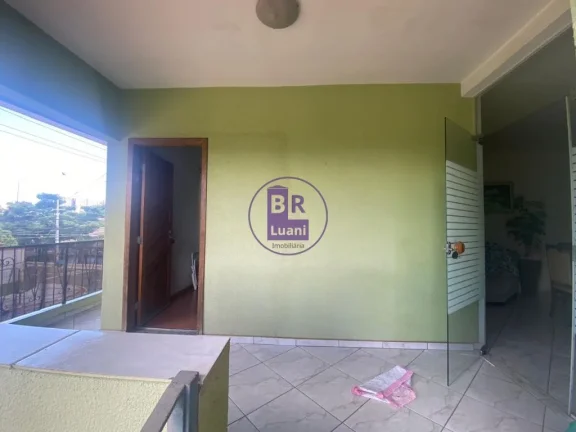 Imagem Sobrado residencial com galpão comercial próximo ao Shopping Boulevard