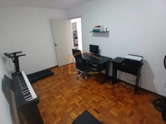 Imagem Apartamento com 70m², dispõe de 2 dormitórios, 1 banheiro, sala ampla, cozinha com planejados, ar...