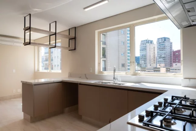 Imagem Luxury 3 Bedroom Apartment for Sale in São Paulo - Jardim Paulistano 3 Suites, 4 Bathrooms, 3 Parking Spaces, 278m² Area