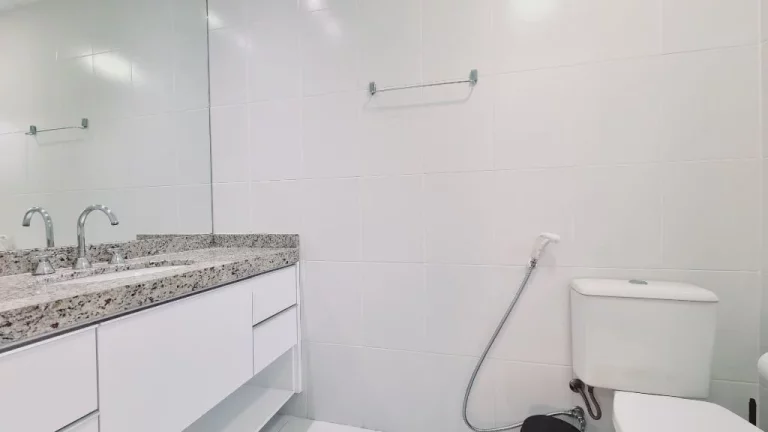 Imagem Apartamento à venda, 115 m² por R$ 1.170.000,00 - Pitangueiras - Guarujá/SP