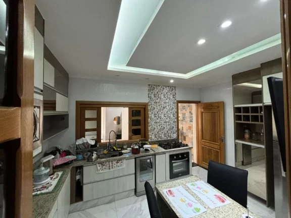 Imagem Sobrado com 3 dormitórios, 287 m² - venda por R$ 1.500.000,00 ou aluguel por R$ 6.186,48/mês - Centro - Poá/SP