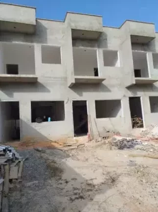 Casa duplex à venda, 3 quartos, 1 suíte, Novo Centro - Santa Luzia/MG