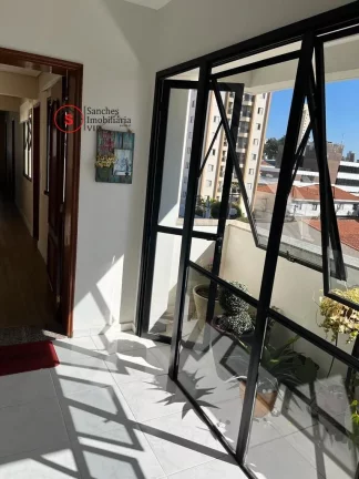 Imagem Apartamento à venda no Tatuap?(C), 126m com 3 dormitórios sendo 1 suíte; 2 banheiros, sala com 2 ambientes, sacada integrada com a sala, lavabo, ampla cozinha, lavanderia, dep. de empregada. 2 vagas na garagem,